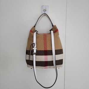 [BURBERRY 버버리] 에쉬비 호보백 숄더백 이미지