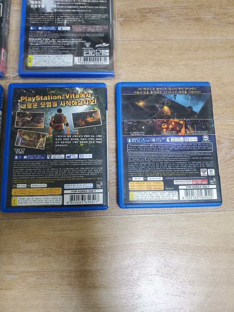 PS VITA비타 게임타이틀 5개 일괄판매 무료배송 (워킹데드1,2, 바이오하자드2, 던전헌터, 언차티드) 이미지