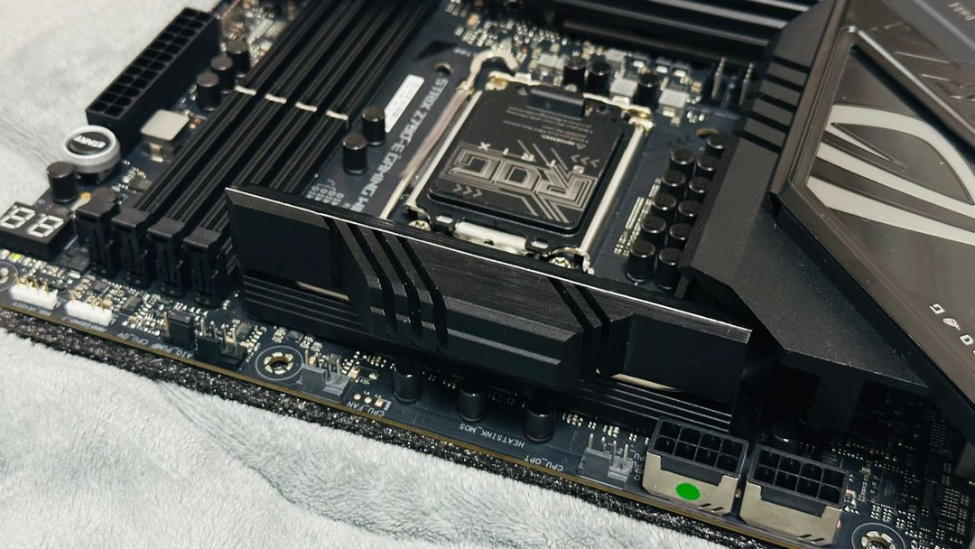 ASUS ROG STRIX Z790-E GAMING WIFI II 풀박스 / 소켓핀 정상 / AS 26년 10월까지 이미지
