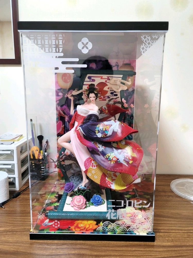 원피스 주오반 로빈 레진피규어 판매합니다(장식장포함) 이미지