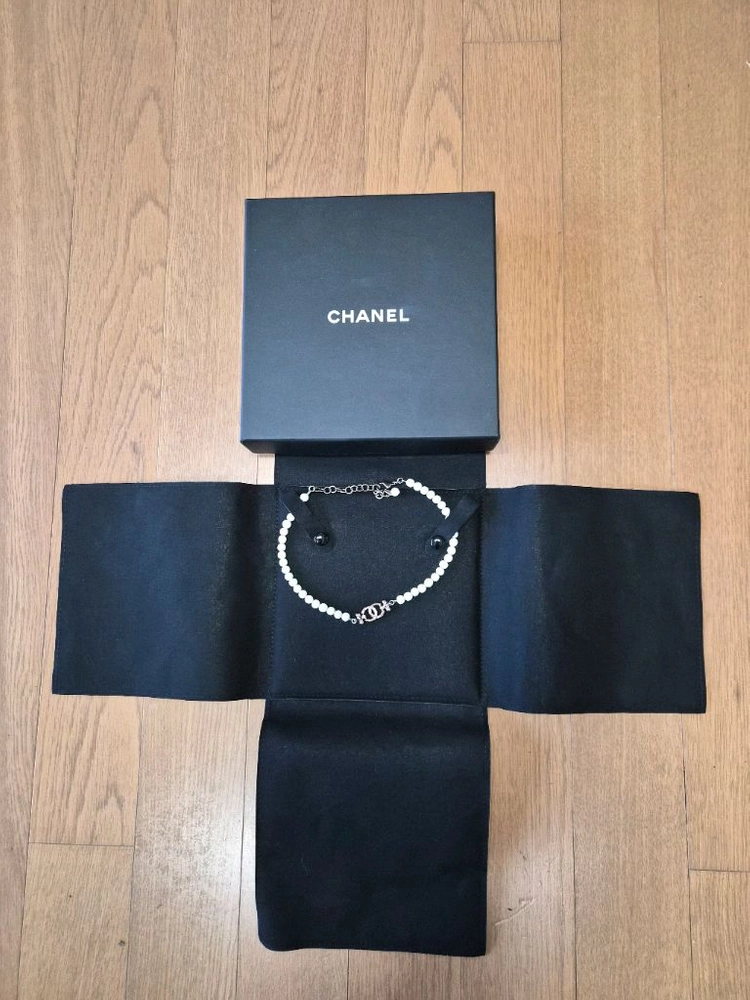 (정품) 샤넬 CC 진주 초커 목걸이 (명품 네클리스 팔찌 반지 귀걸이) 이미지