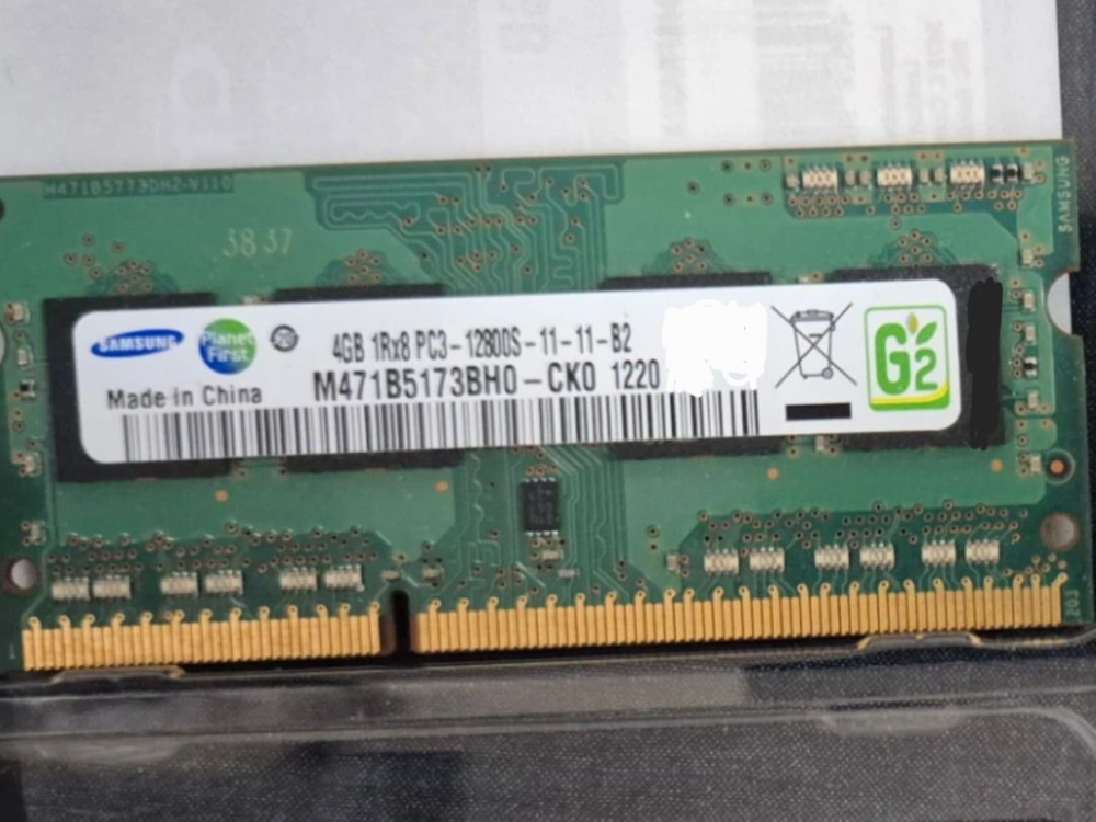 삼성 DDR3 4GB PC3-12800U 노트북 램 팝니다 이미지