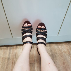 슈콤마보니 하이힐 (미사용 이미지