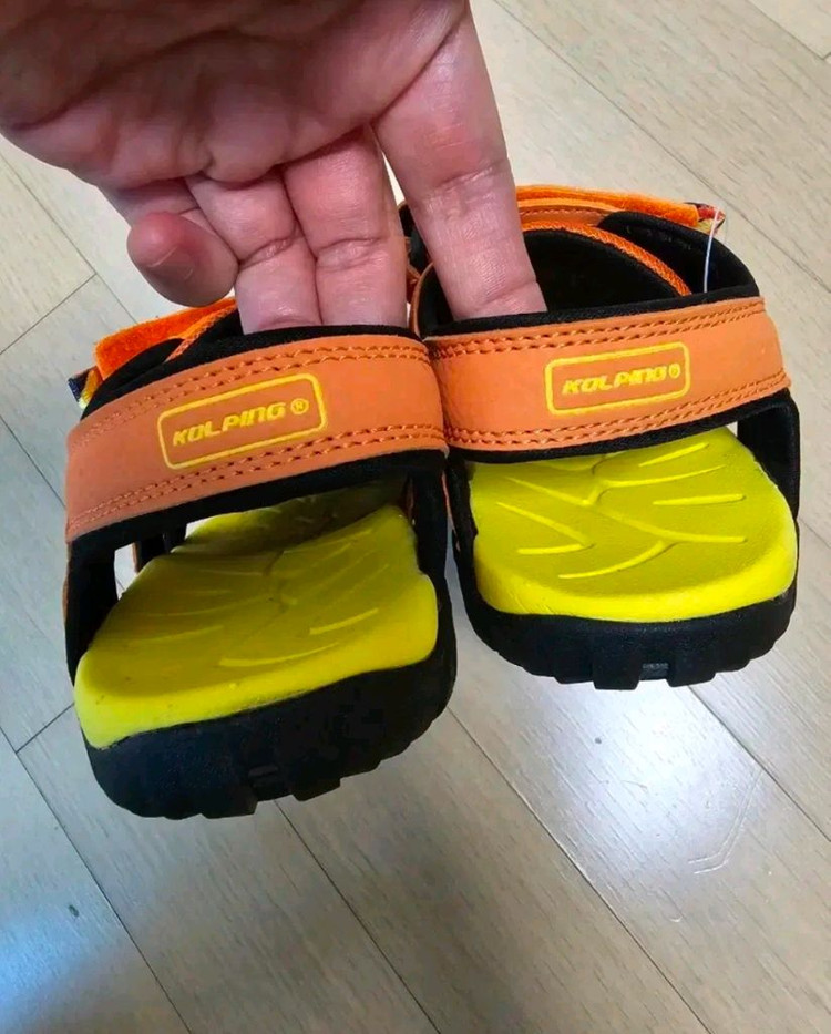 콜핑 여름 아동 샌들 210 오렌지 새것 (190~200) 차콜 키즈 샌들 이미지