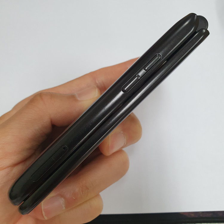 MIVE 스타일폴더 (M120) 블랙 32기가 U+ 폴더폰 카톡가능 학생폰 효도폰 인증폰 017836 이미지