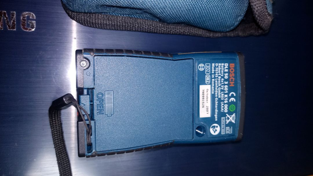 레이저 거리측정기 보쉬 보쉬 레이저 거리 측정기 DLE 50 Professional 모델입니다. 이미지