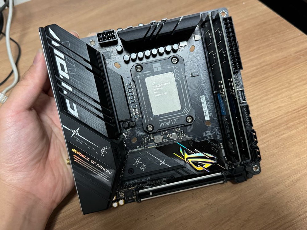 인텔 정품 i5-12600K + Asus Strix B660-i gaming wifi 이미지
