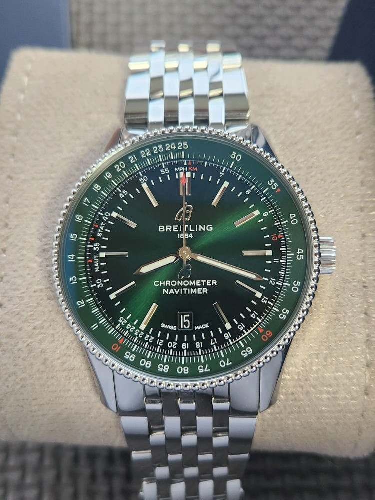 브라이틀링 내비타이머 오토매틱 녹판 41mm 메탈 시계 이미지