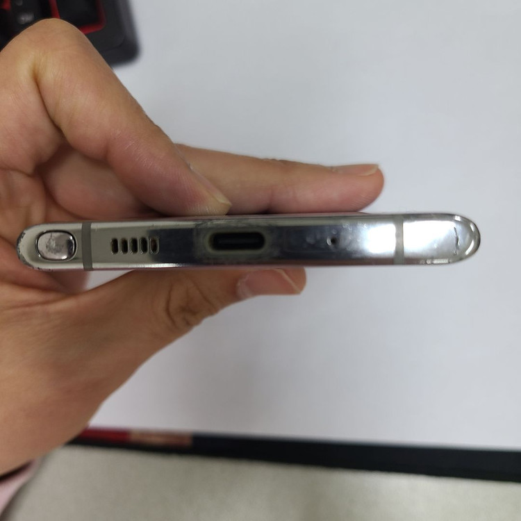 갤럭시 노트10 실버 256GB U+ 무잔상 중고폰 213263 이미지