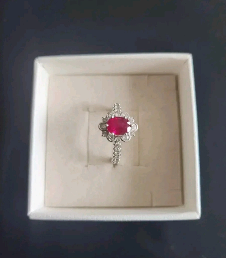 18K, 루비 1.18캐럿, 다이아 총28pcs 반지 이미지