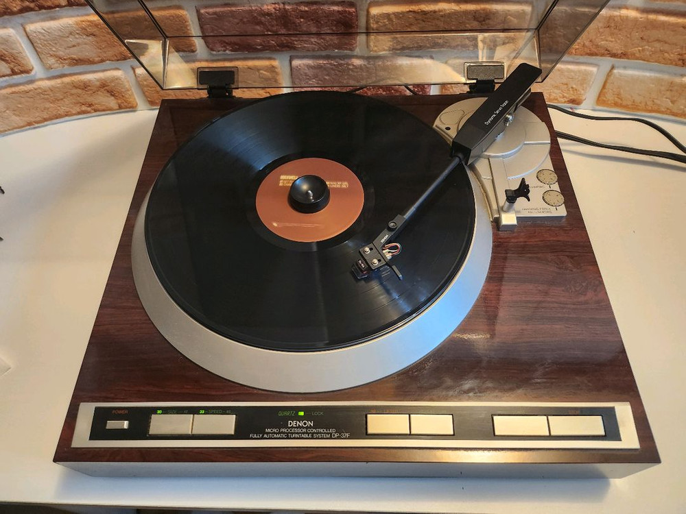 데논(DENON) DP-37F 다이렉트 드라이브 턴테이블 LP 플레이어 이미지