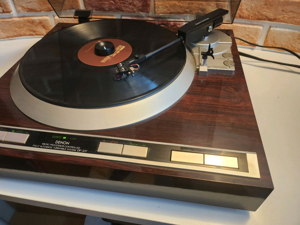 데논(DENON) DP-37F 다이렉트 드라이브 턴테이블 LP 플레이어 이미지
