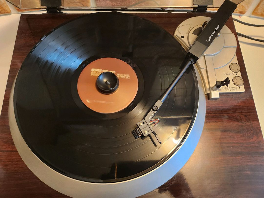 데논(DENON) DP-37F 다이렉트 드라이브 턴테이블 LP 플레이어 이미지
