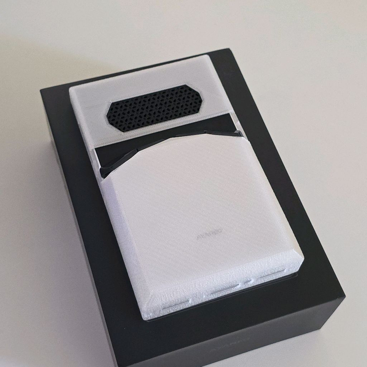 아야네오 vert 화이트 12ram 256gb 이미지