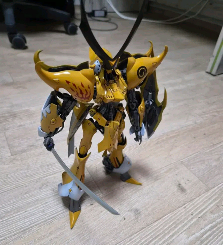 Volks 1/100 IMS 프로미넌스 도색완성품 이미지