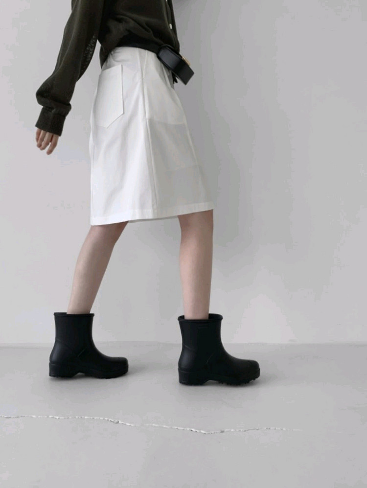 츄츄스 숏 레인부츠 장화 블랙 225-230 / 쇼퍼랜드 어베인 유이르무이 소녀레시피 락피쉬웨어웨더 그루밍 이미지