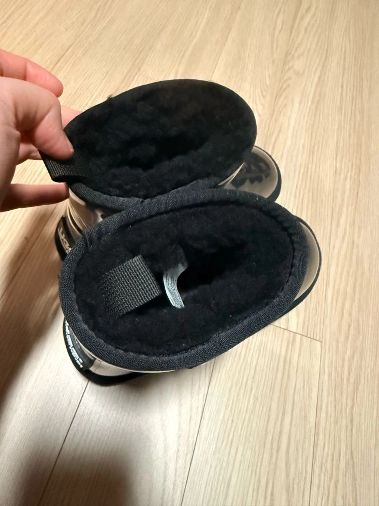 어그 UGG 퍼 방수 양면 부츠 200-210사이즈eu33-34 이미지