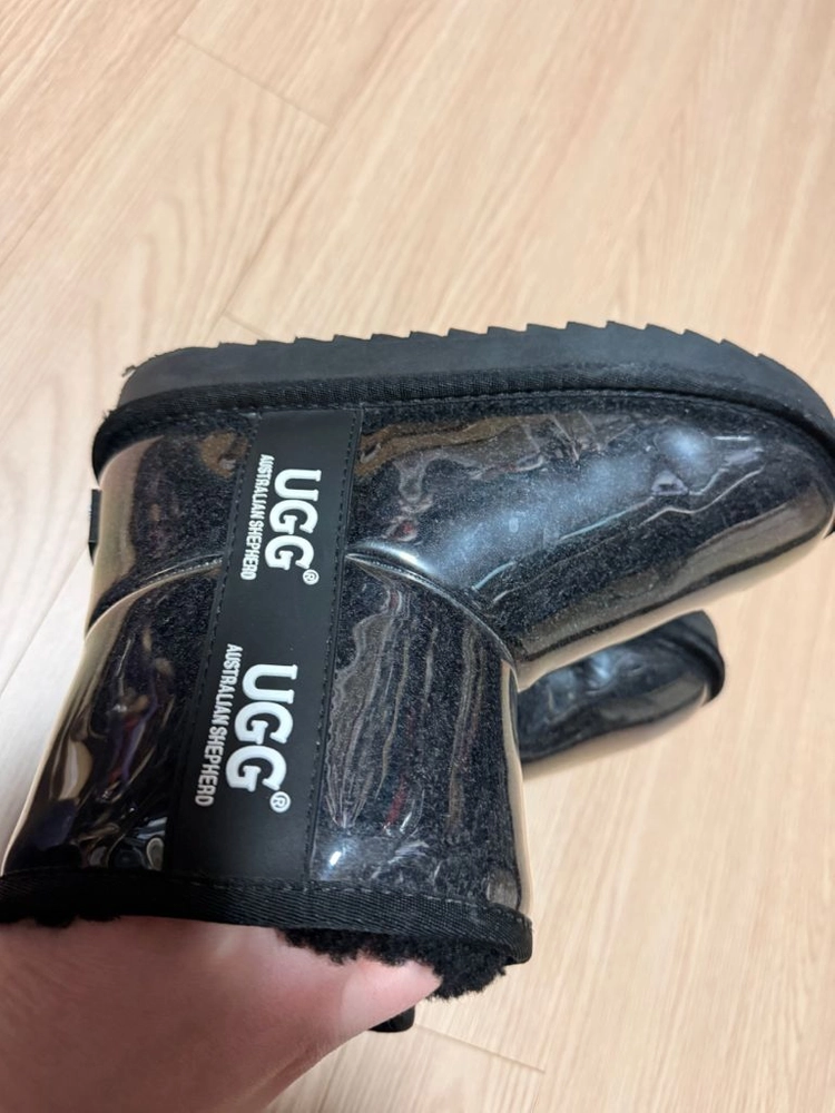 어그 UGG 퍼 방수 양면 부츠 200-210사이즈eu33-34 이미지