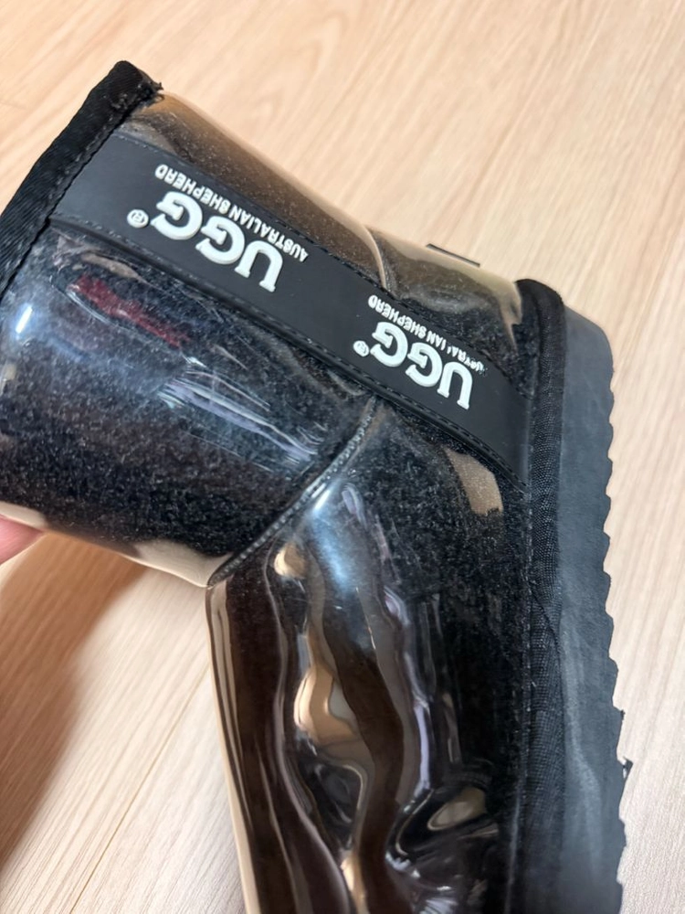 어그 UGG 퍼 방수 양면 부츠 200-210사이즈eu33-34 이미지