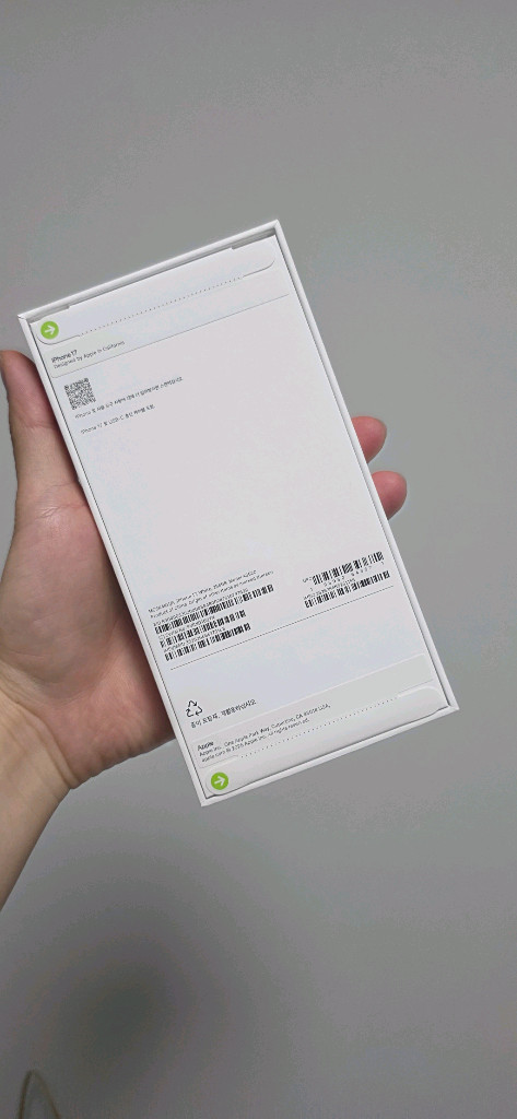 미개봉 아이폰 17 256G 화이트 자급제 이미지