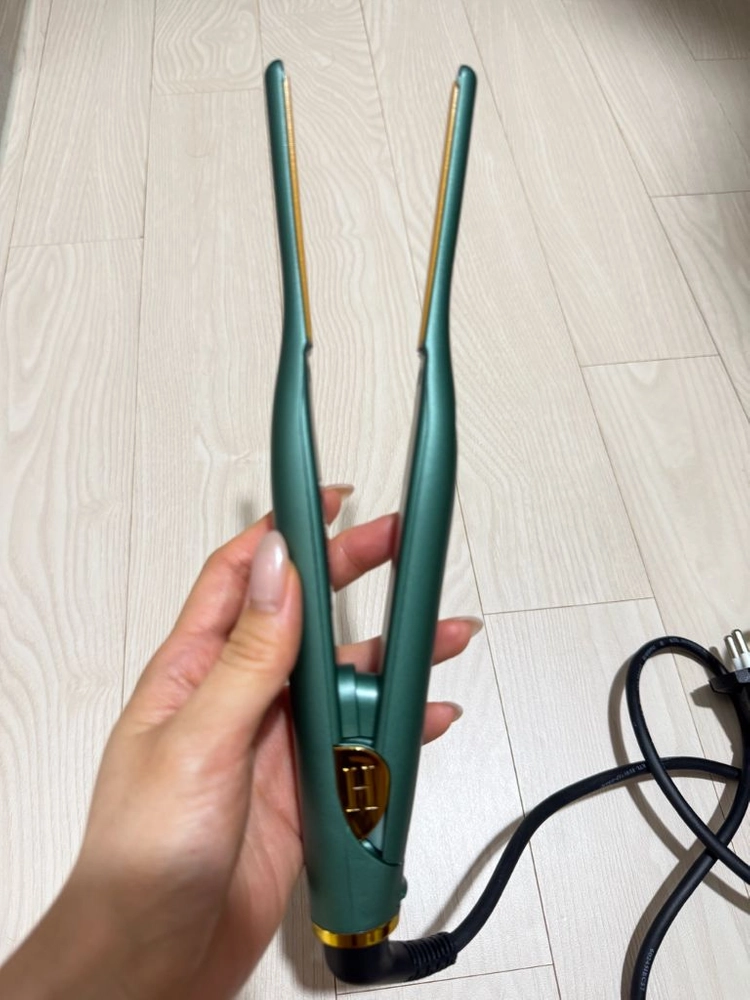 휴브론 뿌리볼륨 고데기 이미지