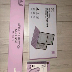 팬톤 블루투스 키보드, 마우스, 쿠션 세트 이미지