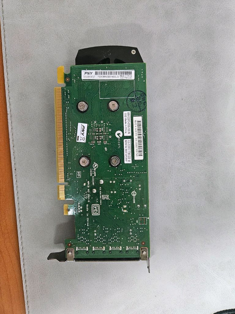 NVIDIA NVS510 그래픽 카드 이미지