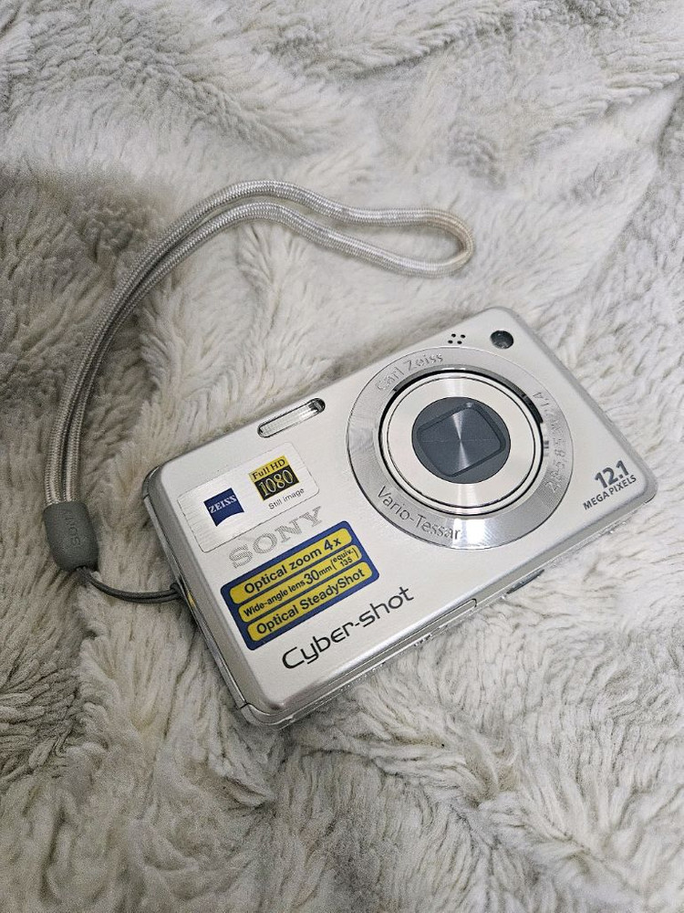 소니 사이버샷 dsc-w220 레트로 디카 빈티지카메라 이미지