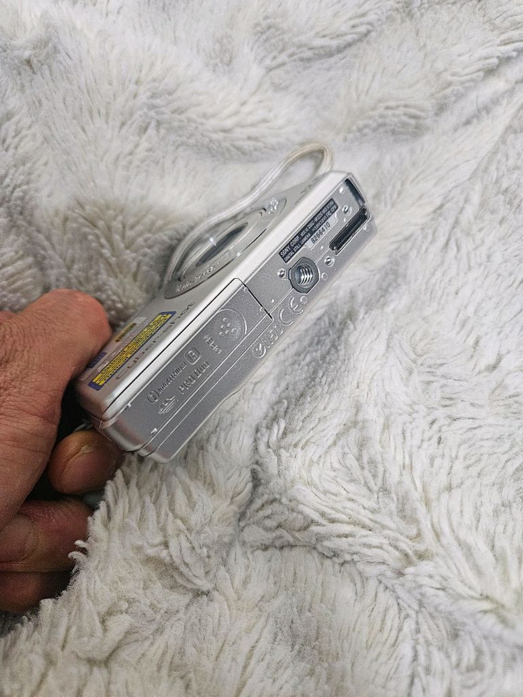 소니 사이버샷 dsc-w220 레트로 디카 빈티지카메라 이미지