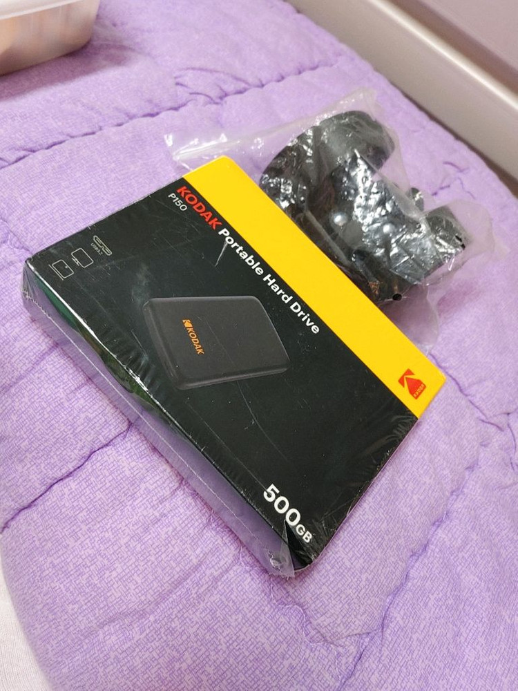 강추 ㅡ 휴대용 외장하드 500GB ㅡ 미개봉 이미지