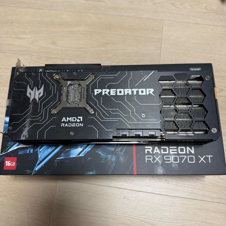 Acer Predator RX 9070xt 판매 이미지