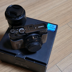 후지 X-E4 / 27mm 번들 셋트 풀박스 + XF 18-55mm 렌즈 판매