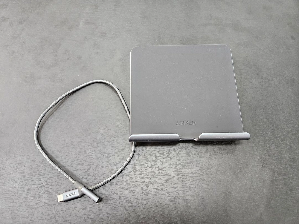Anker 551 8-in-1 USB-C 허브 스탠드 이미지