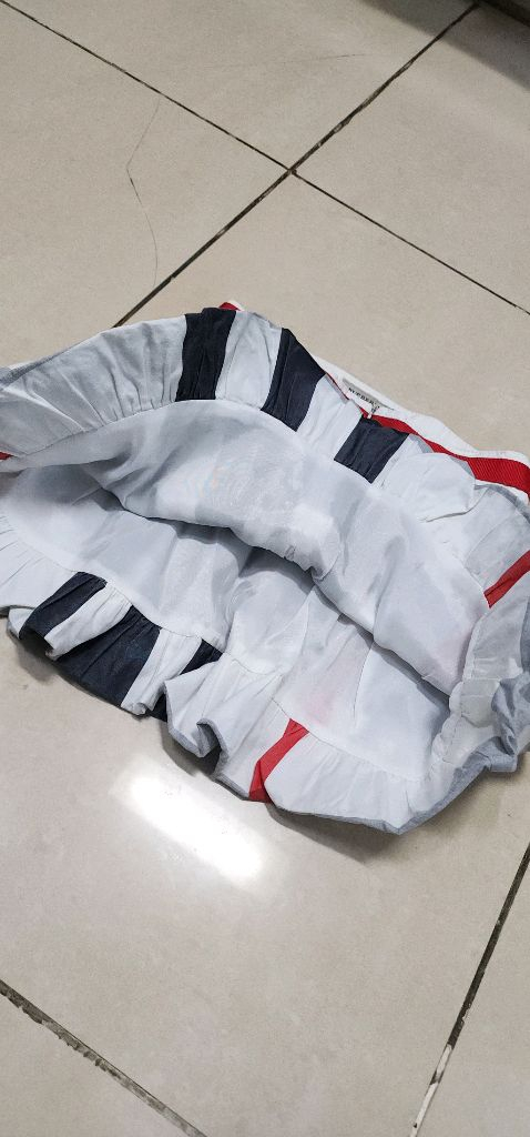 버버리 키즈 스커트 6Y/ 긴팔 4Y 이미지