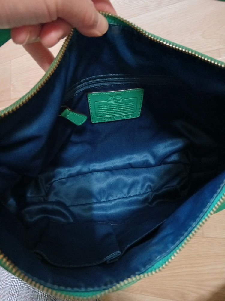 코치 숄더백 이미지