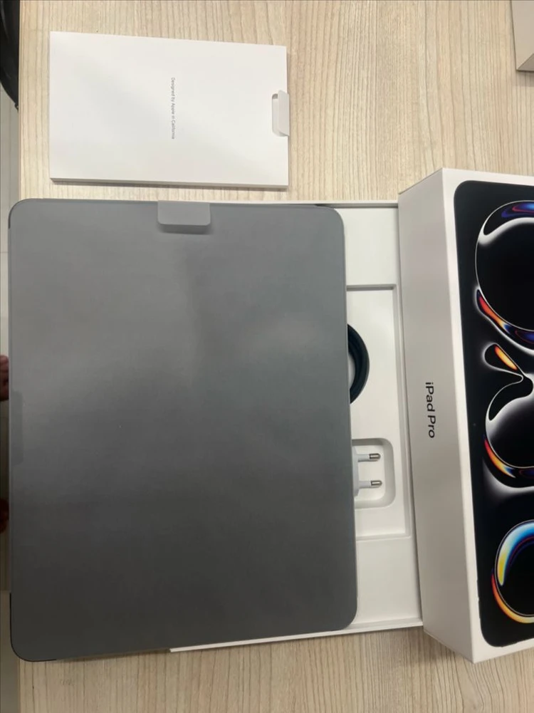 애플 아이패드 프로 13인치 M5 256GB 풀박스 이미지