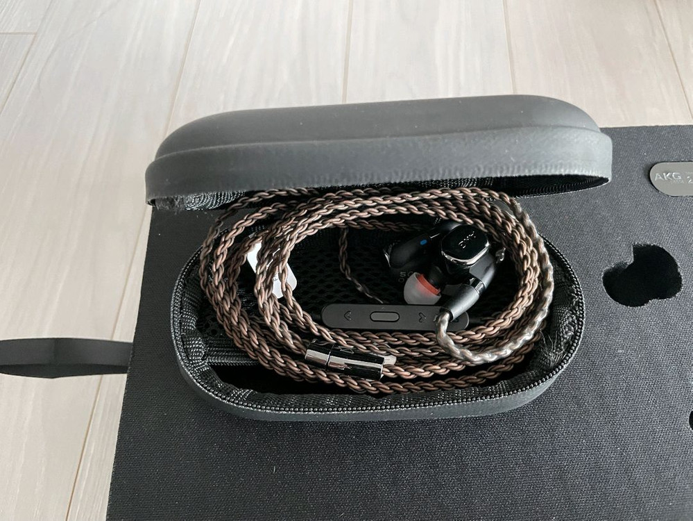 AKG N5005 이어폰 판매합니다 이미지