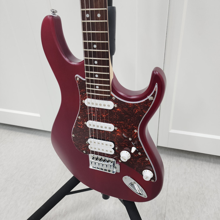 콜트 스트랫 일렉기타 G110 체리 이미지