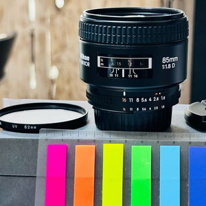 니콘 af렌즈 85mm F 1:1.8D 이미지