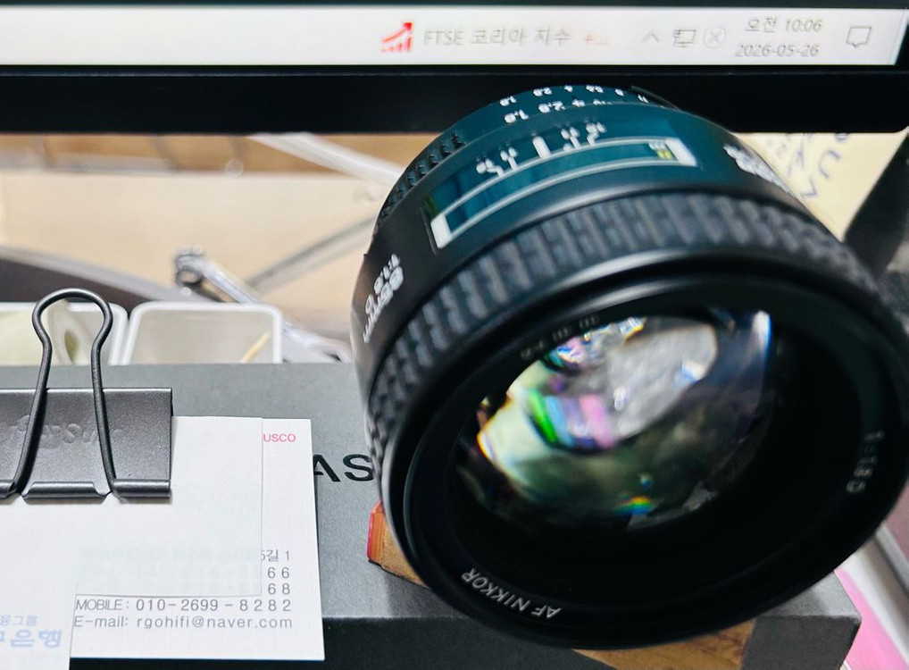 니콘 af렌즈 85mm F 1:1.8D 이미지
