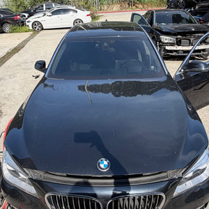 BMW F02 7시리즈 750Li / 실내 or 전장 및 외장 부품 판매합니다 이미지