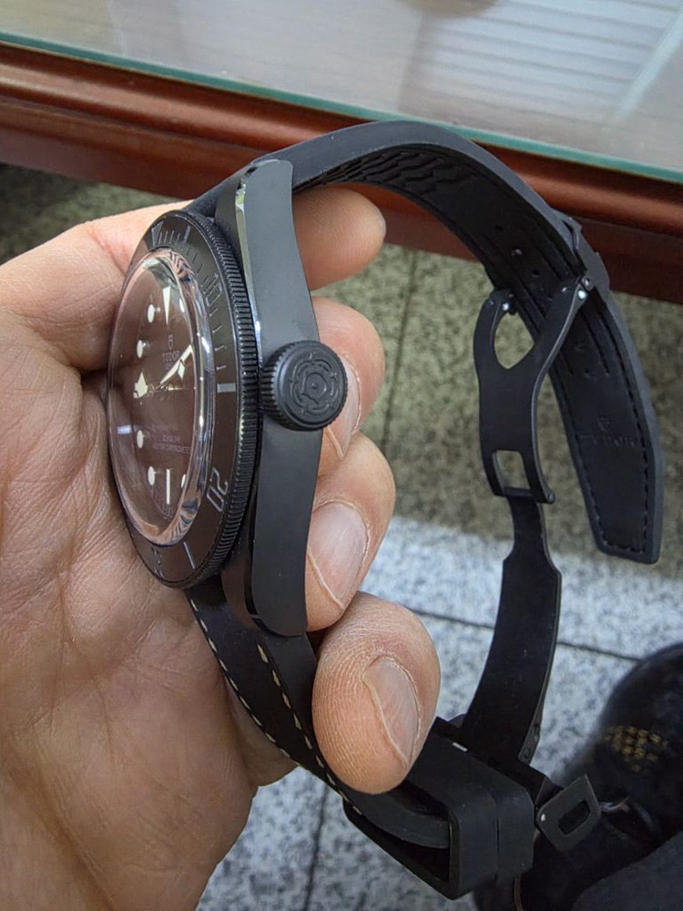 튜더 블랙베이 세라믹 블랙 41mm 이미지