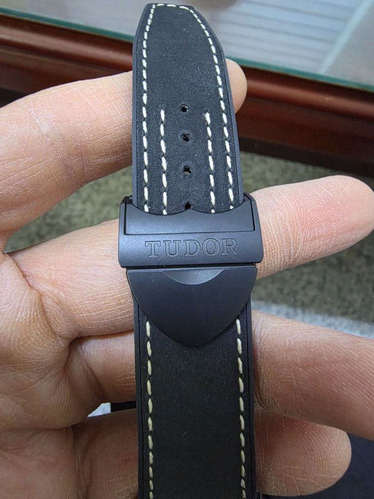 튜더 블랙베이 세라믹 블랙 41mm 이미지