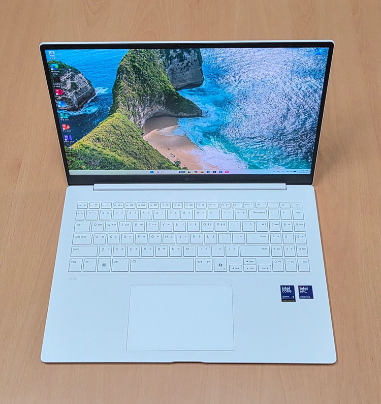 LG전자 그램 프로16 16Z90TS-GS5PK 새상품급 노트북 판매합니다 이미지