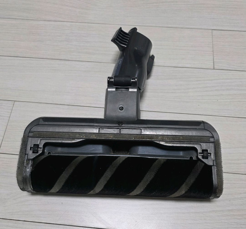 LG 코드제로 오브제 무선청소기 파워드라이브 소프트롤러 브러쉬 이미지