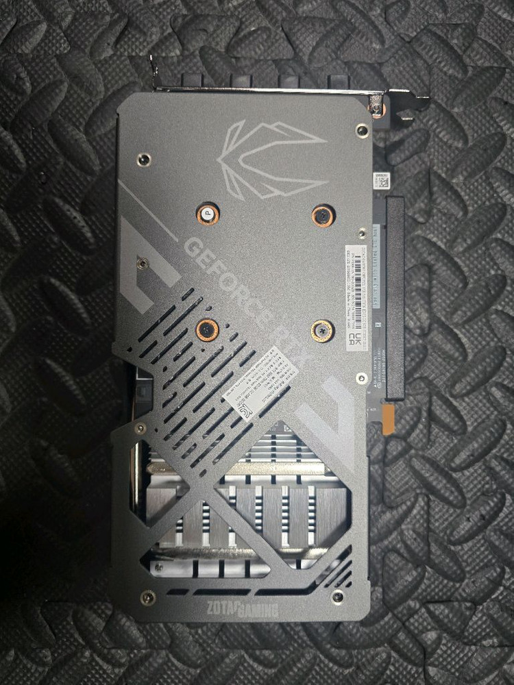 (안산/시흥) 라이젠 5 5600X, RTX 5060 게이밍 컴퓨터 본체 판매 합니다. 이미지