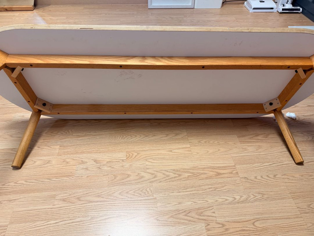 좌식테이블 화이트 1600x600 이미지