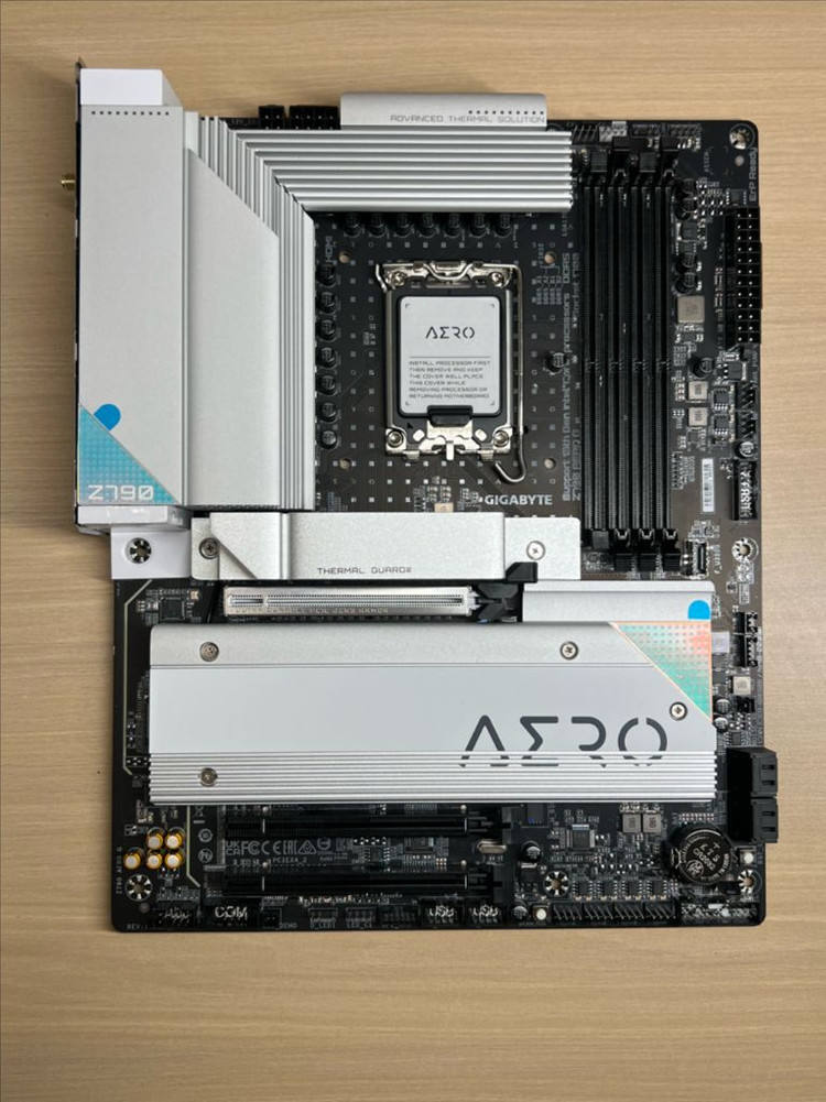 GIGABYTE Z790 AERO G DDR5 피씨디렉트 이미지