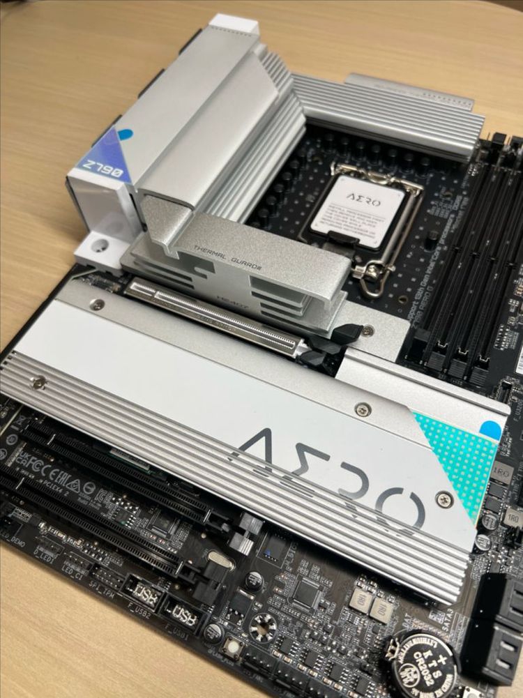 GIGABYTE Z790 AERO G DDR5 피씨디렉트 이미지