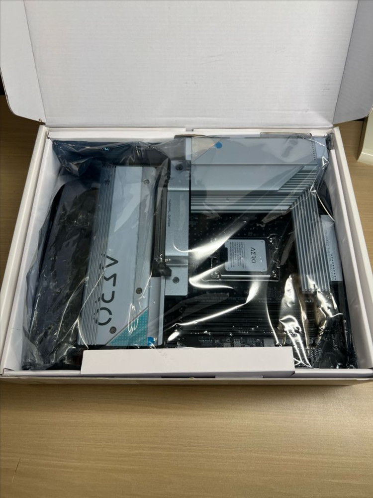 GIGABYTE Z790 AERO G DDR5 피씨디렉트 이미지